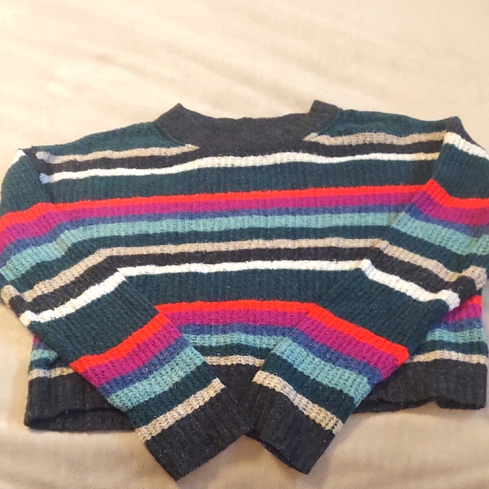 Multicolored striped cropped sweater